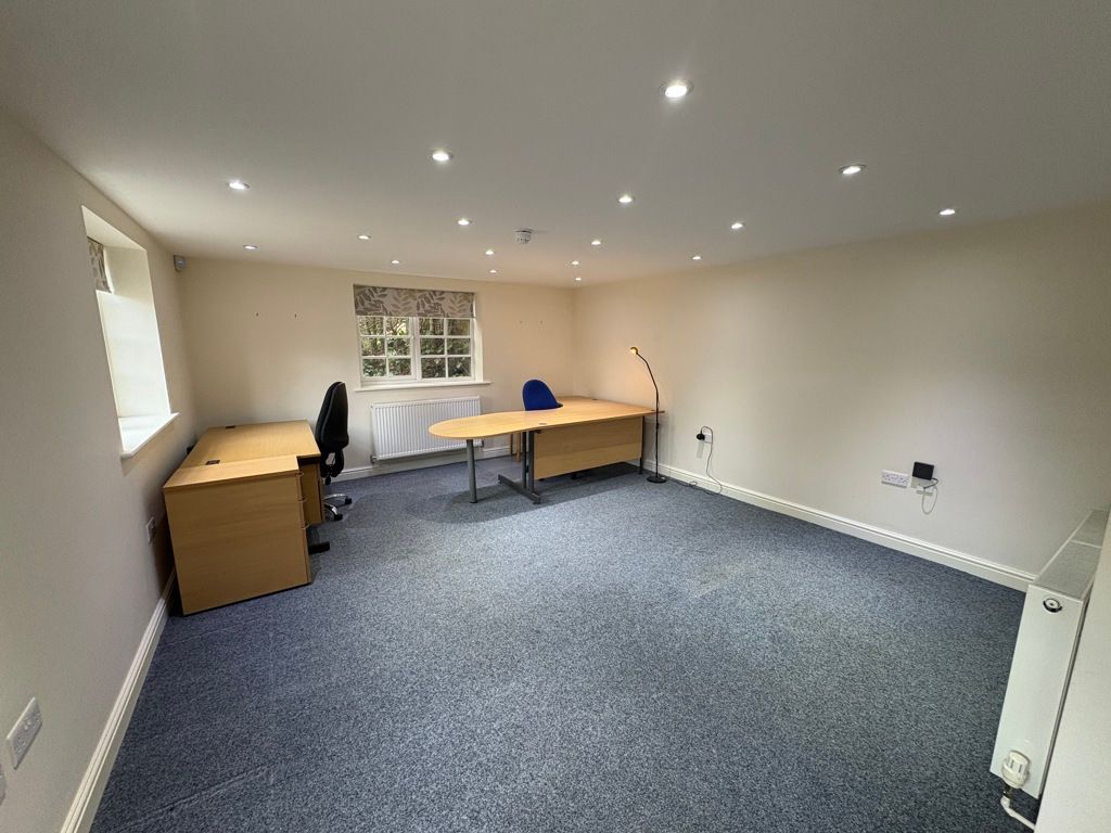 Property photo 3 of 10 Photo 25