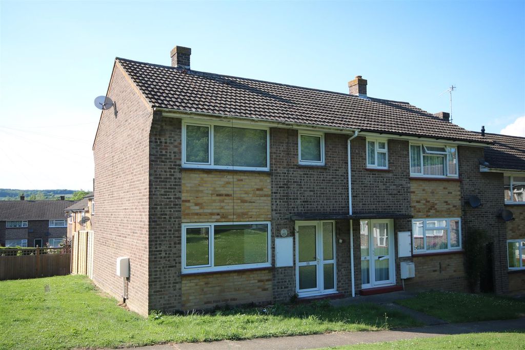 Property photo 3 of 19