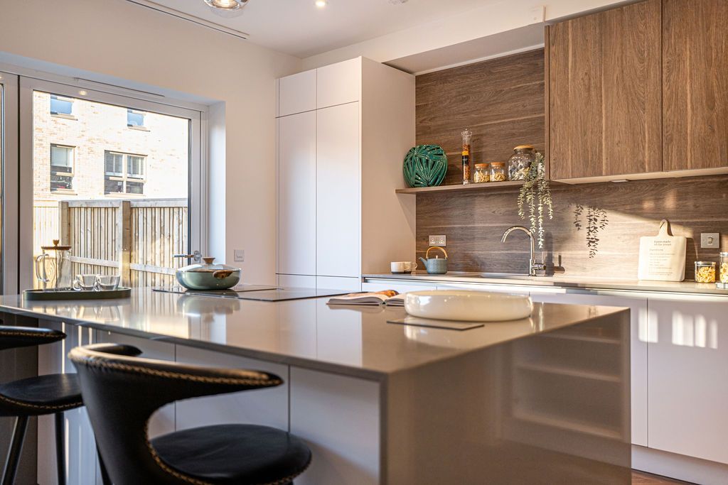 Additional image 2 of 5 bed town house for sale"Elder – Mid Terrace" at Off Southbrae Drive, Jordanhill G13