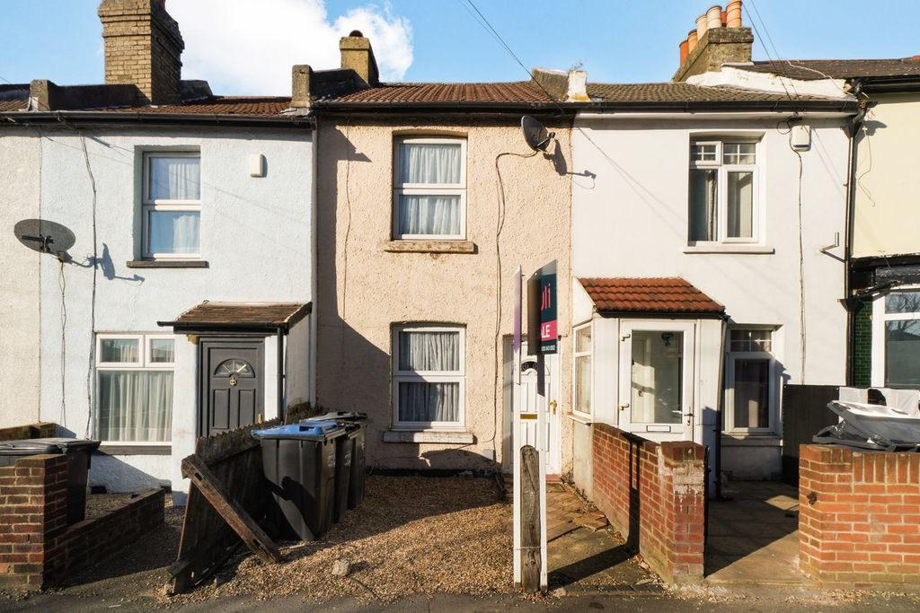 Property photo 1 of 7