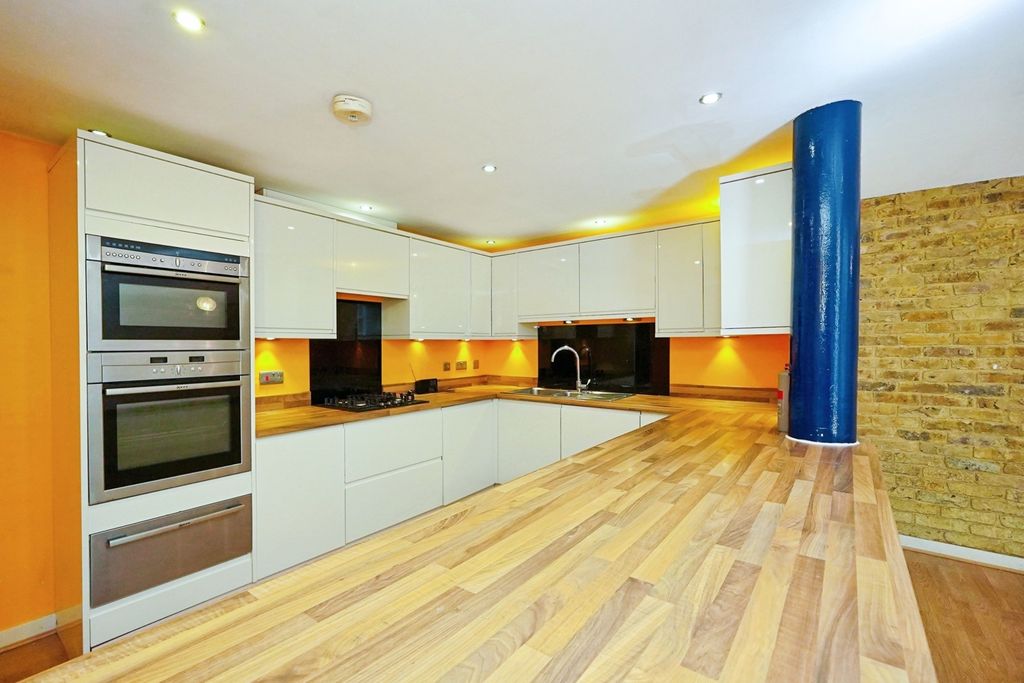 Property photo 3 of 24 Pbox-Img.Jpg