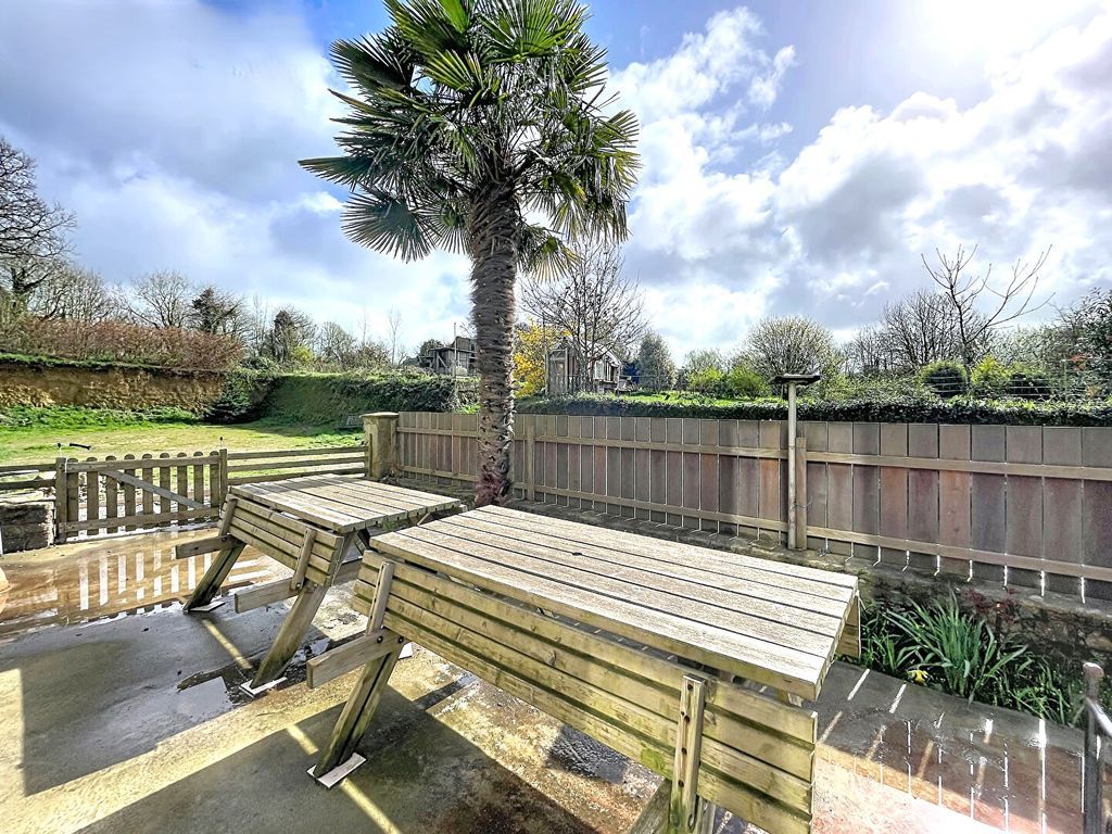 Property photo 3 of 18 Photo 2