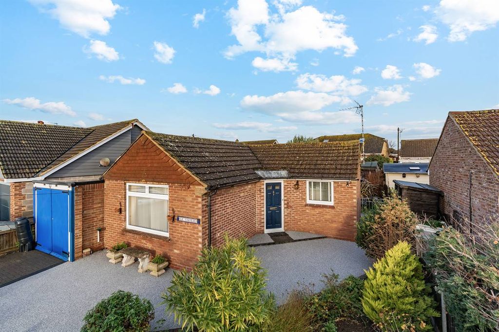 Property photo 2 of 19