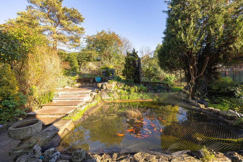 Property photo 2 of 31 Char1136.Jpg