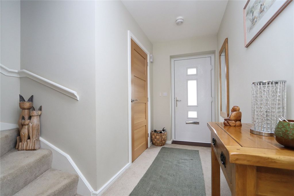 Property photo 2 of 22 Picture No. 13