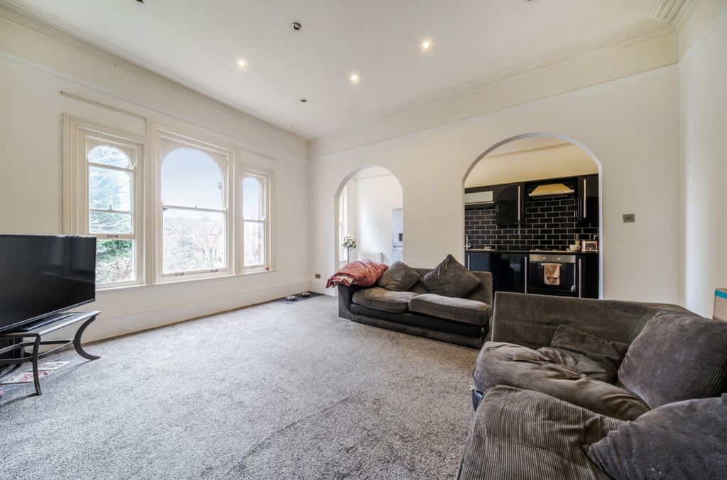 Property photo 3 of 32 1436537-1-69cd6Ff0086F8