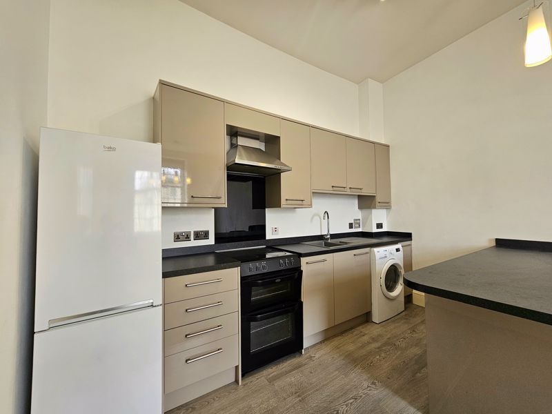 Property photo 2 of 11 Photo 5