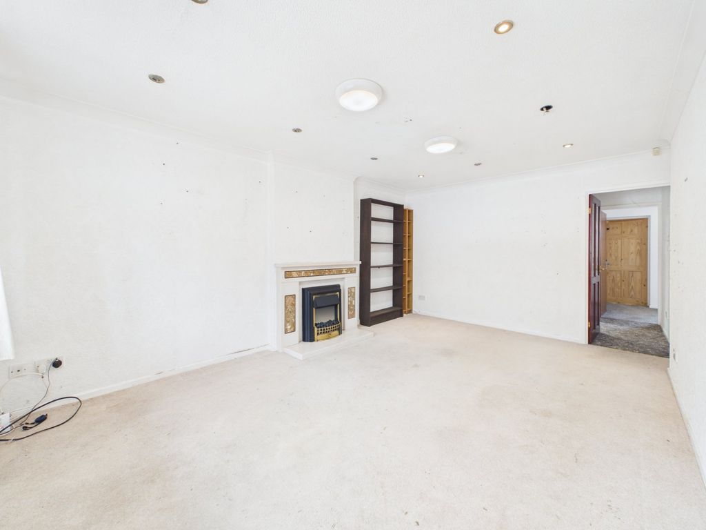Property photo 2 of 12 Picture No. 07