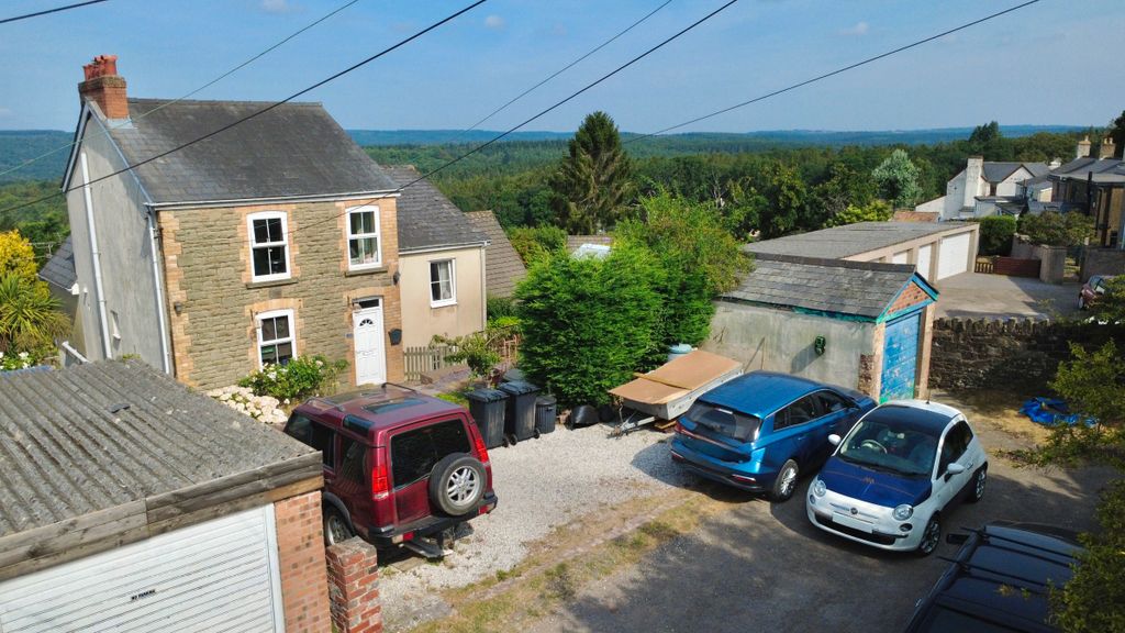 Property photo 1 of 37