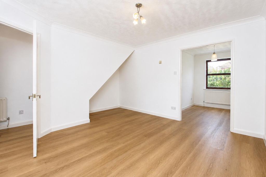 Property photo 2 of 10 1.Png