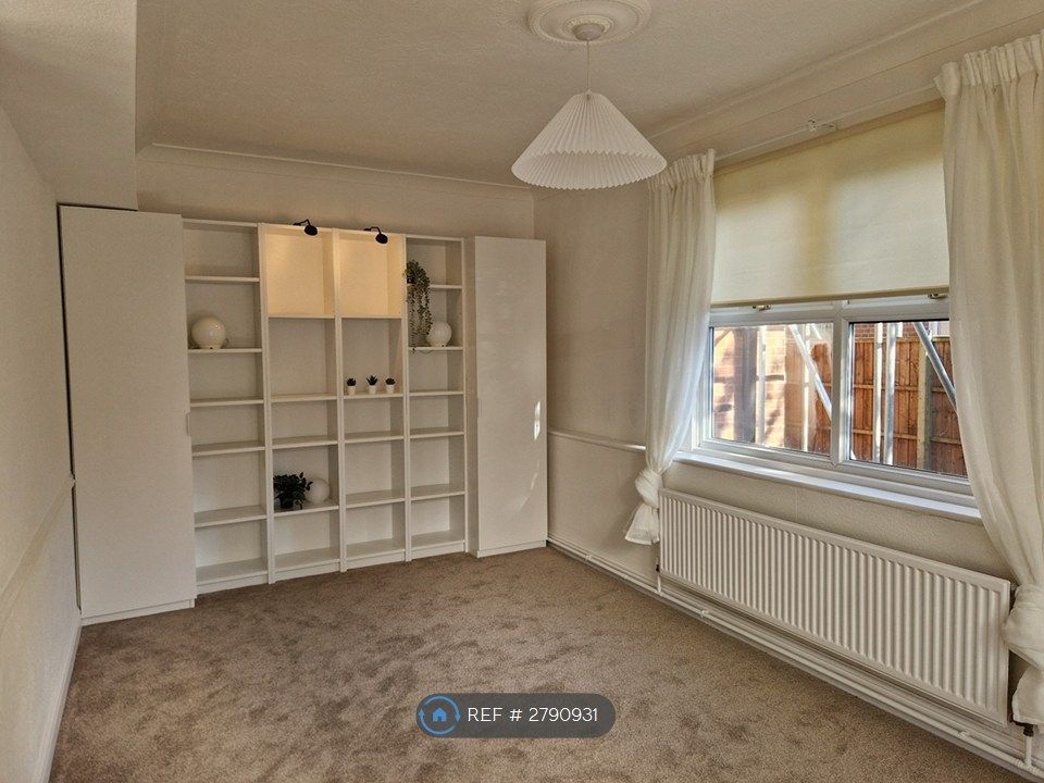 Property photo 3 of 22