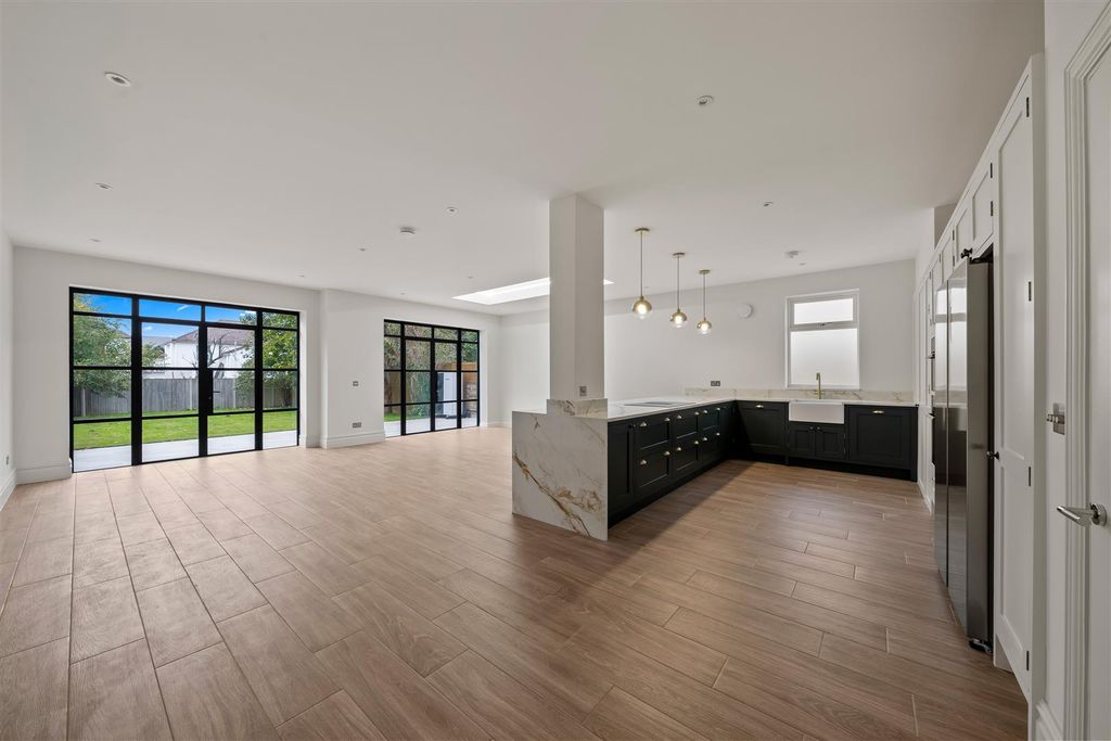 Property photo 3 of 26 Dsc03697.Jpg