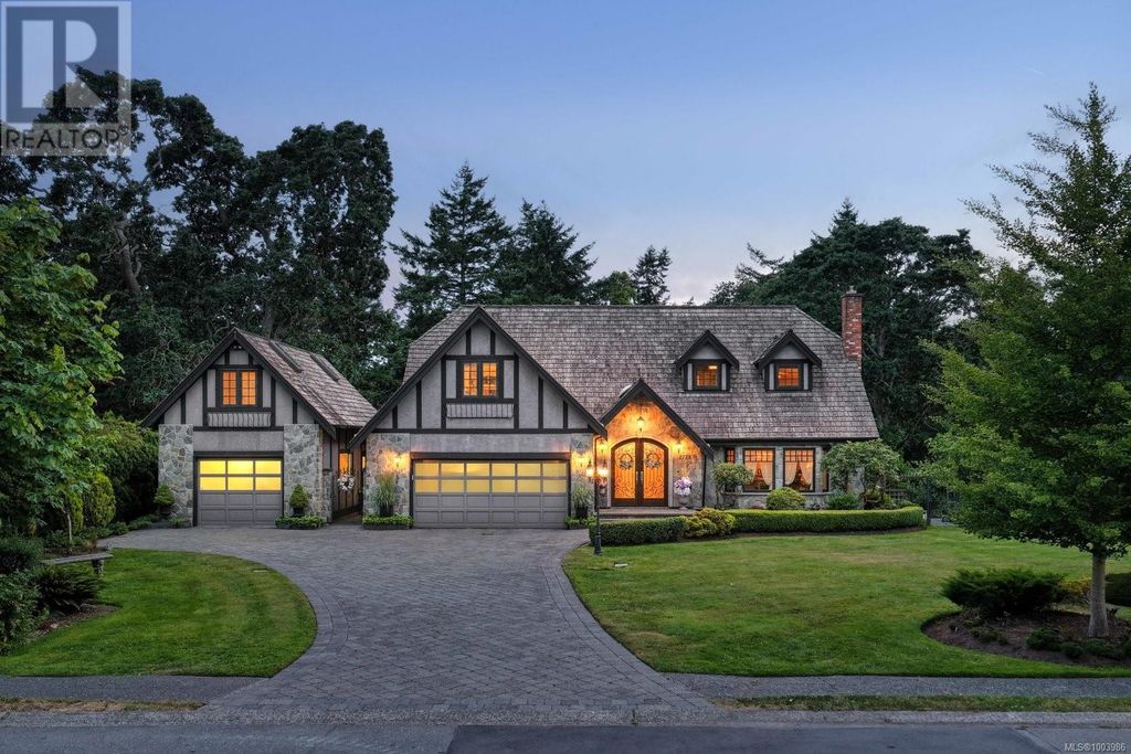 Property photo 1 of 50