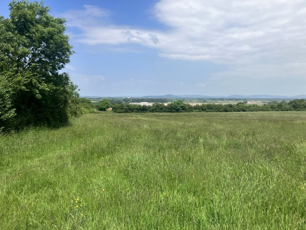 Property photo 1 of 17 Picture No. 11