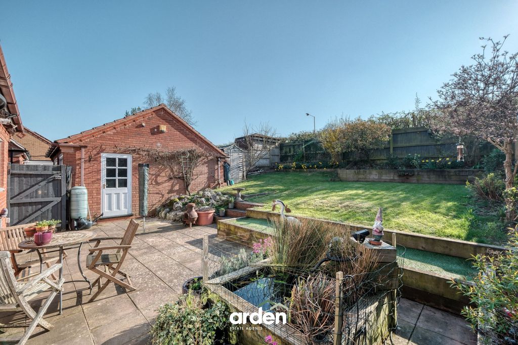 Property photo 2 of 12