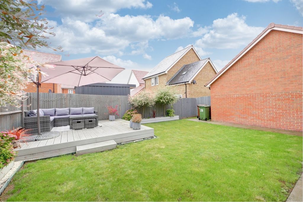Property photo 2 of 38