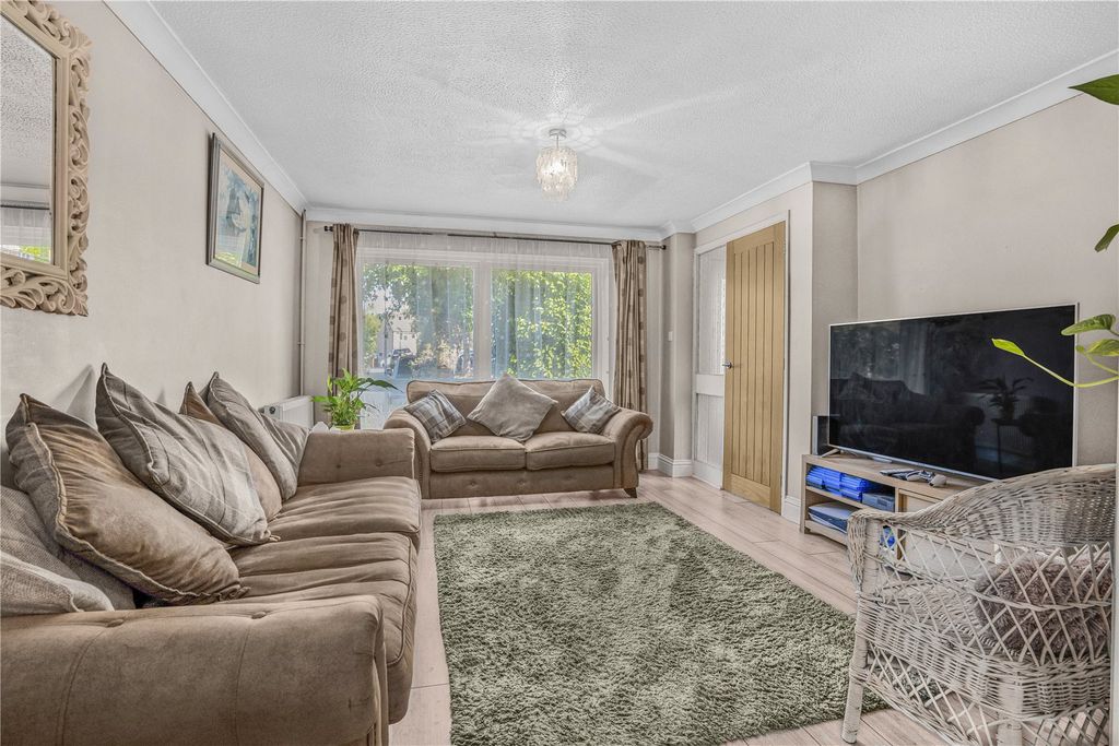 Property photo 3 of 15 Picture No. 08
