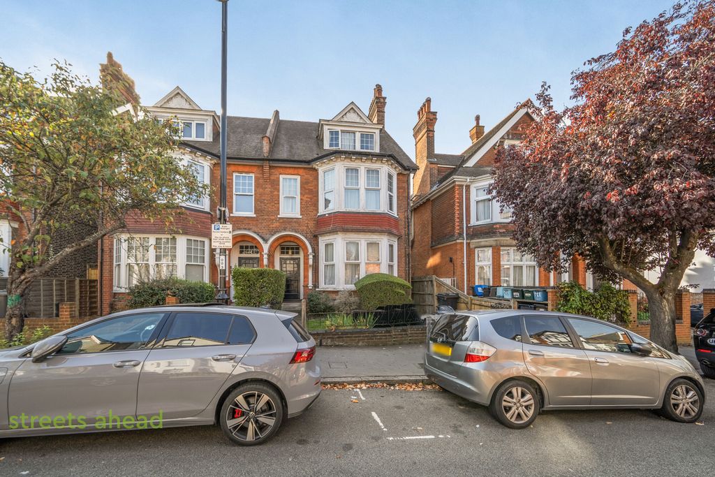 Property photo 1 of 9 9907A589-6c56-467...