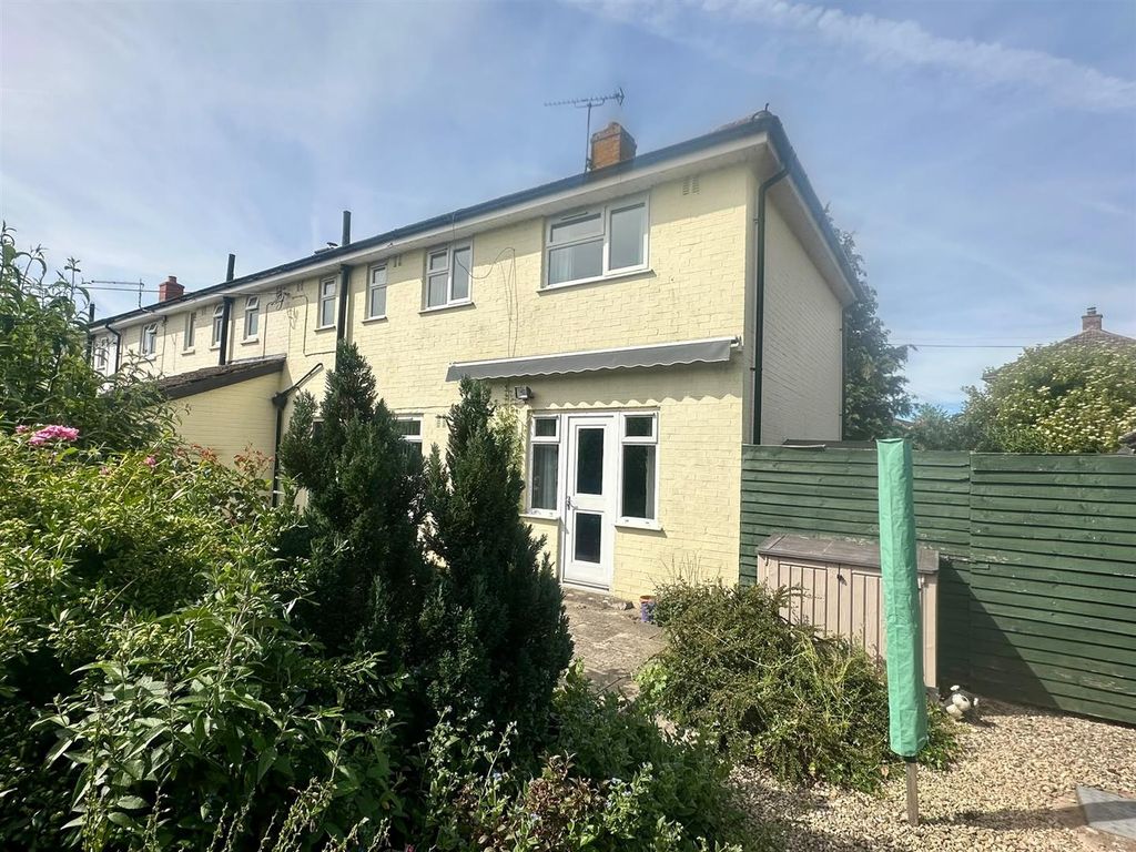 Property photo 2 of 22
