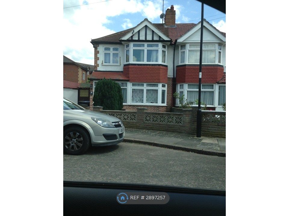Property photo 1 of 3