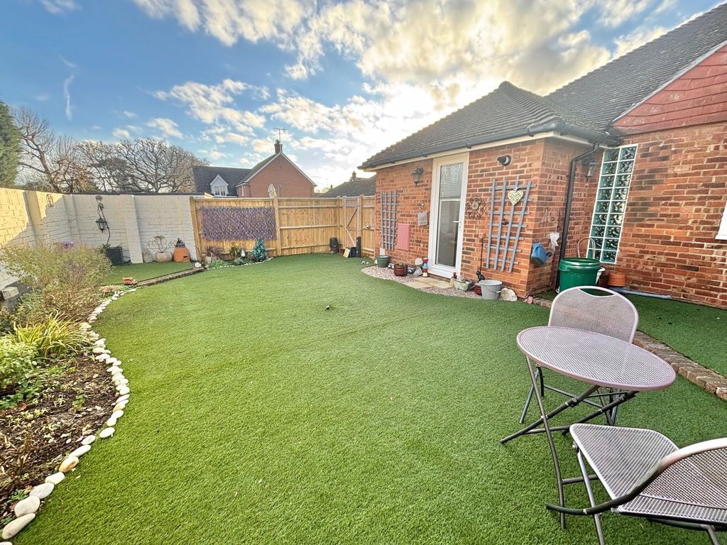 Property photo 2 of 14