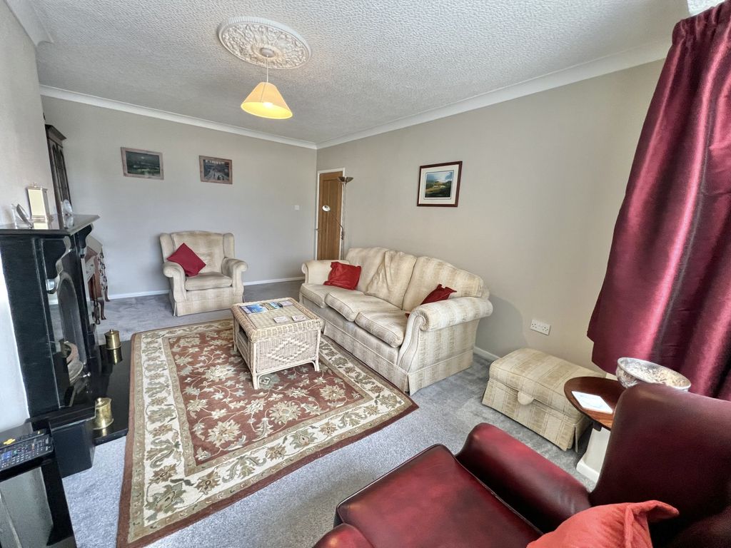 Property photo 3 of 26