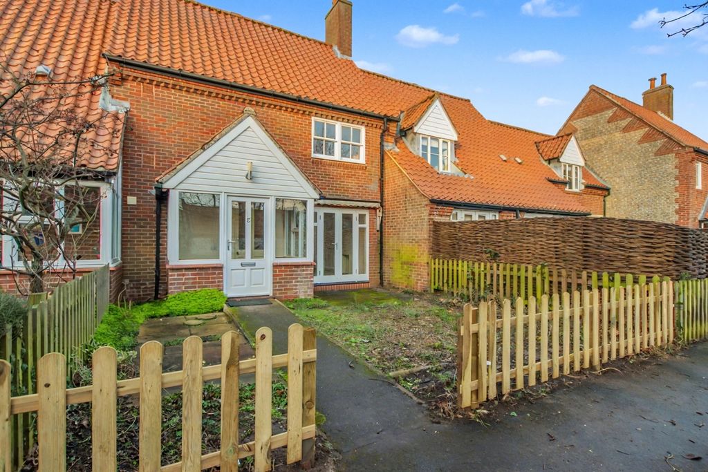 Property photo 2 of 16 4734064