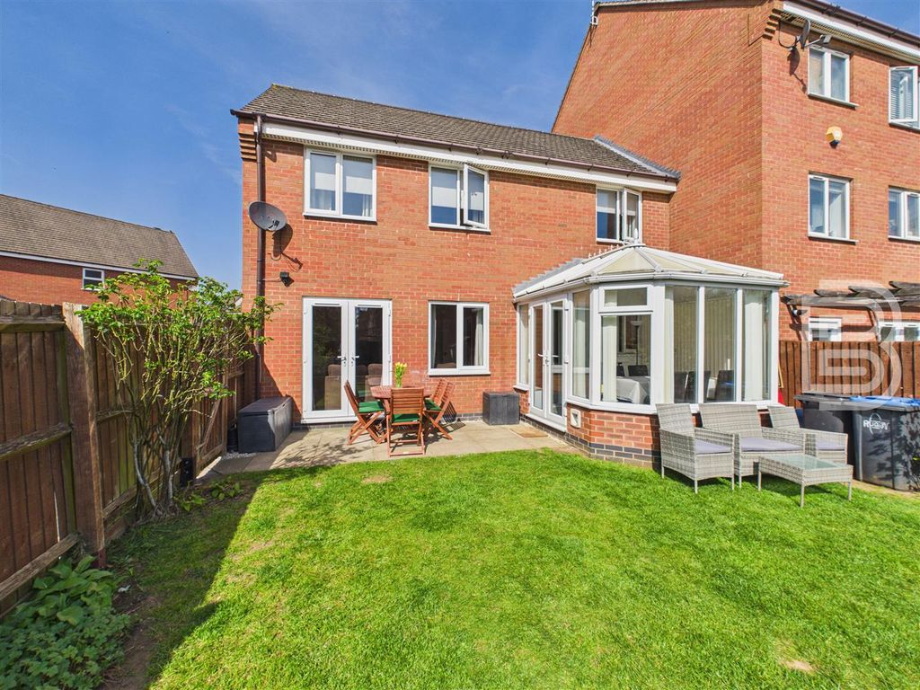 Property photo 1 of 19 Rear Garden (1).Jpg