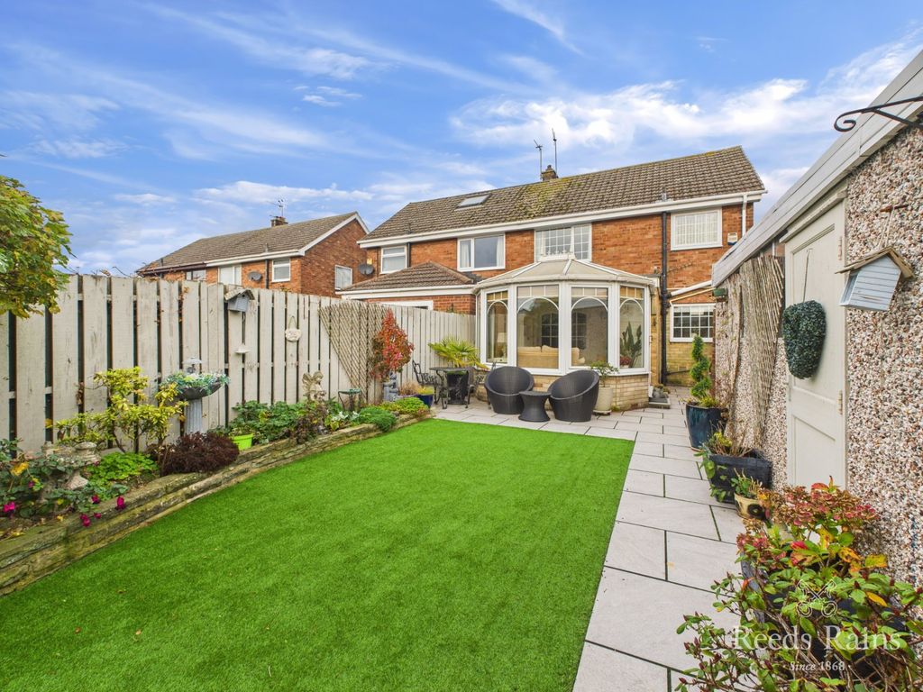 Property photo 2 of 21 Rear Garden