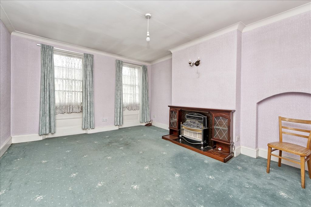 Property photo 1 of 7 Main Picture