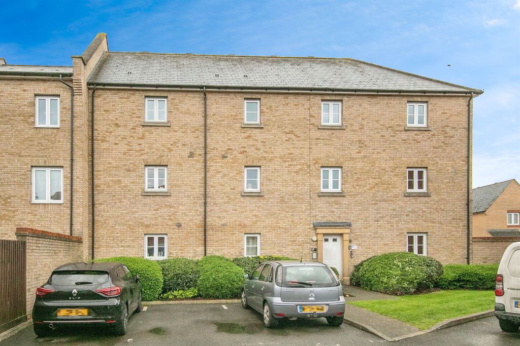Property photo 1 of 12