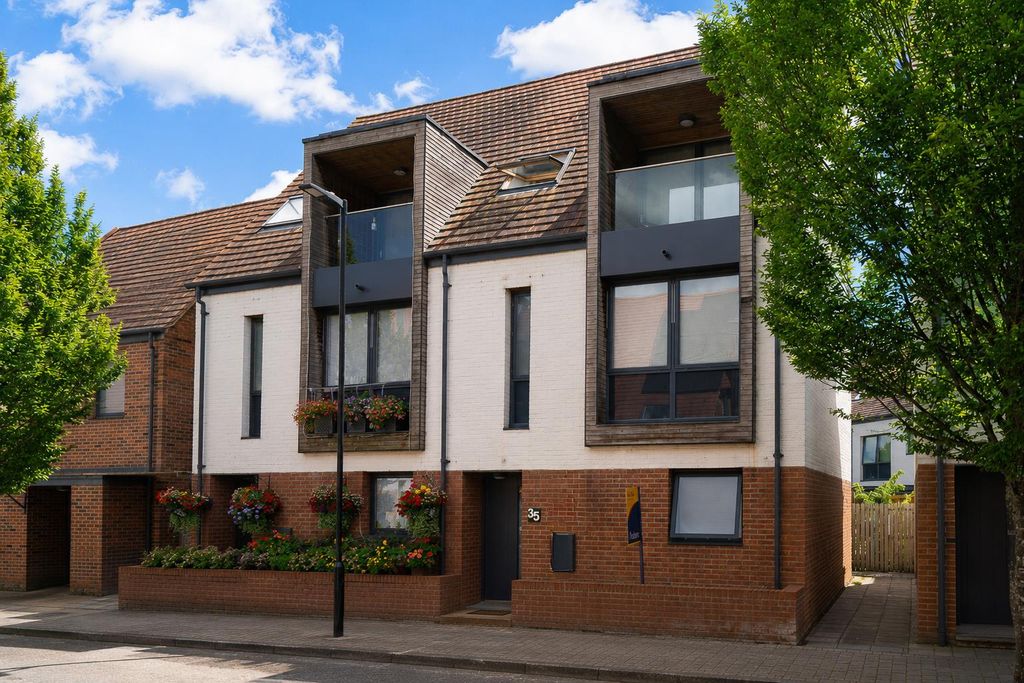 Property photo 1 of 19 Dw-1.Jpg