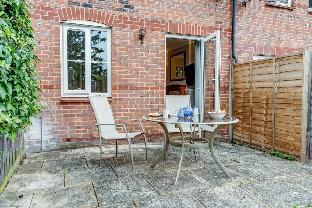 Property photo 2 of 14