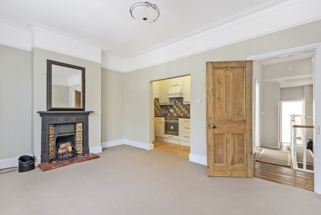 Property photo 1 of 6 525421 (2)
