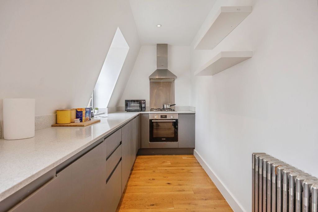 Property photo 3 of 19 Pbox-Img.Jpg