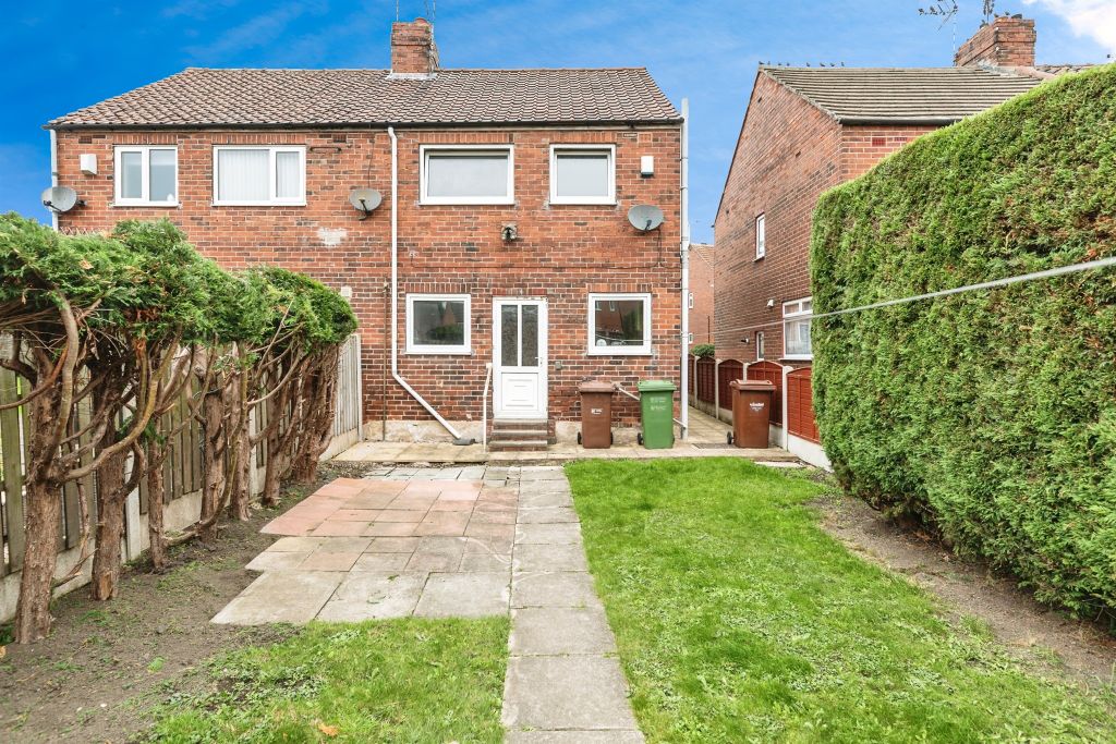 Property photo 1 of 17