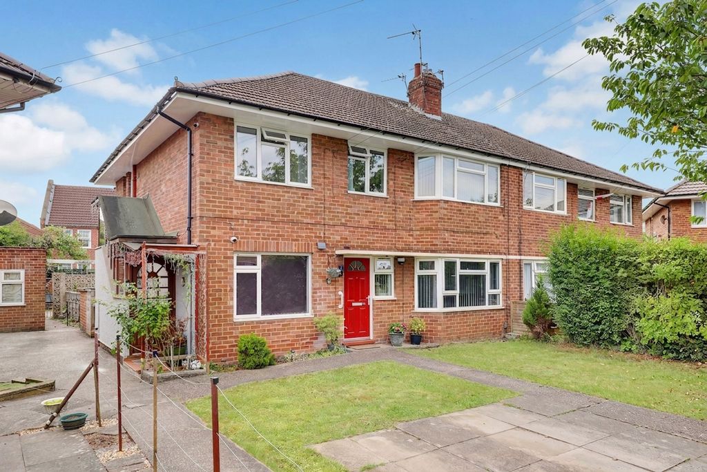 Property photo 1 of 10