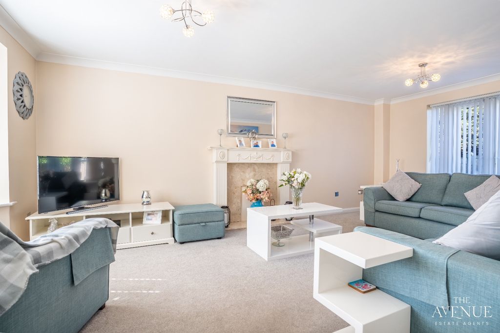 Property photo 2 of 23 5018242