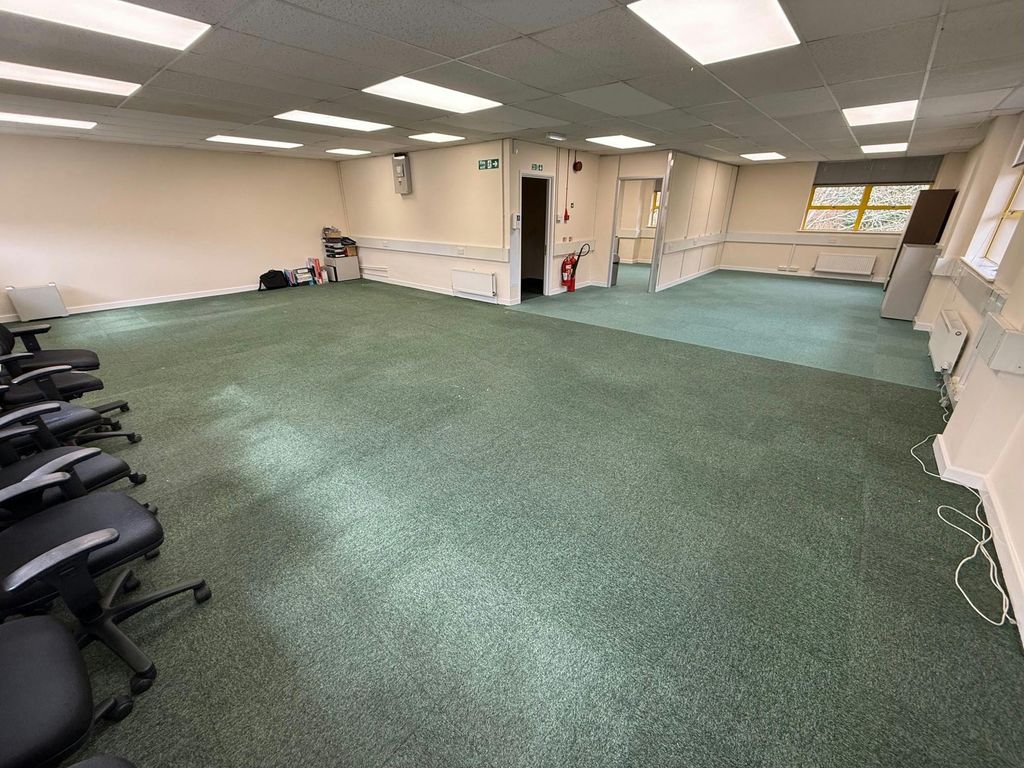 Property photo 2 of 5 d.Jpg