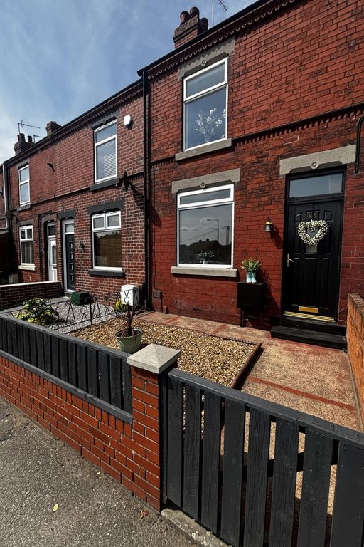 Property photo 2 of 17