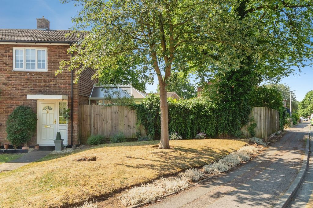 Property photo 1 of 12