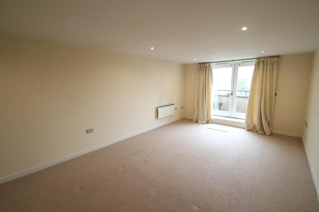 Property photo 3 of 8 0 General