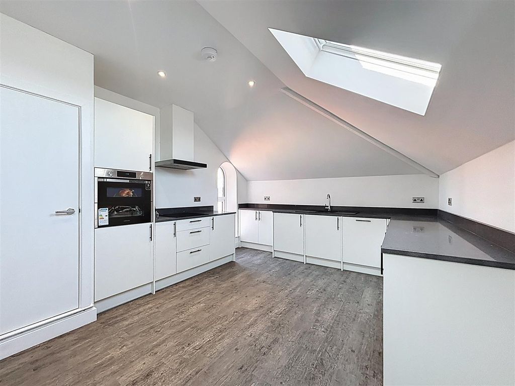 Property photo 3 of 15 Open Plan Living/Kitchen