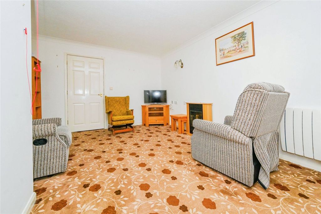 Property photo 2 of 16 Picture No. 02