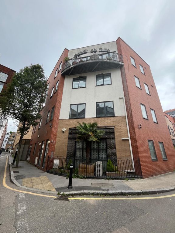 Property photo 1 of 1