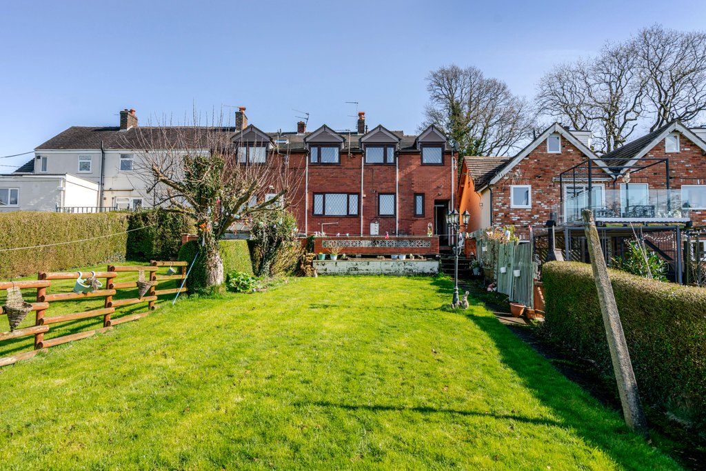 Property photo 1 of 31