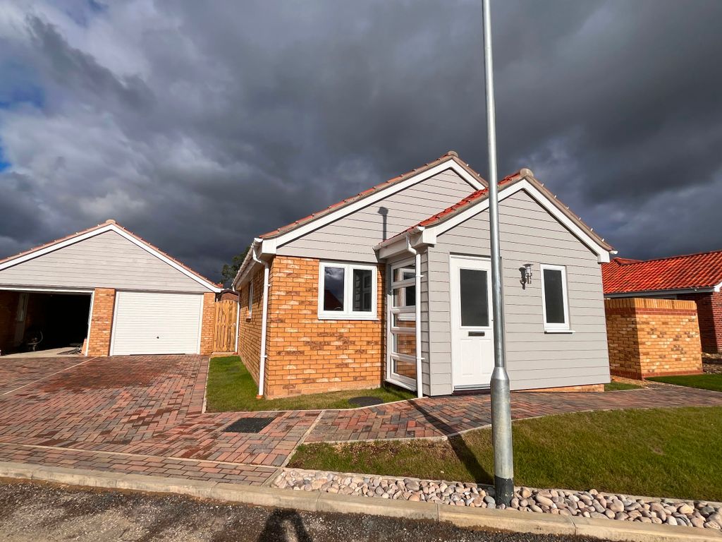 Property photo 2 of 16