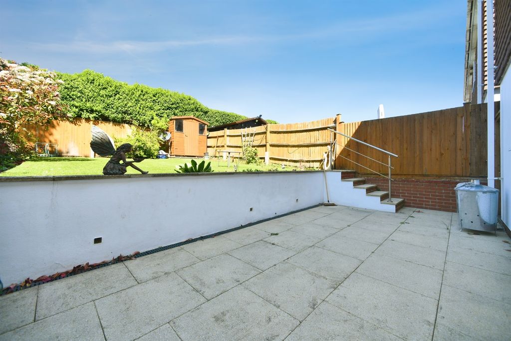 Additional image 18 of 4 bed semi-detached house for salePhyllis Avenue, Peacehaven BN10