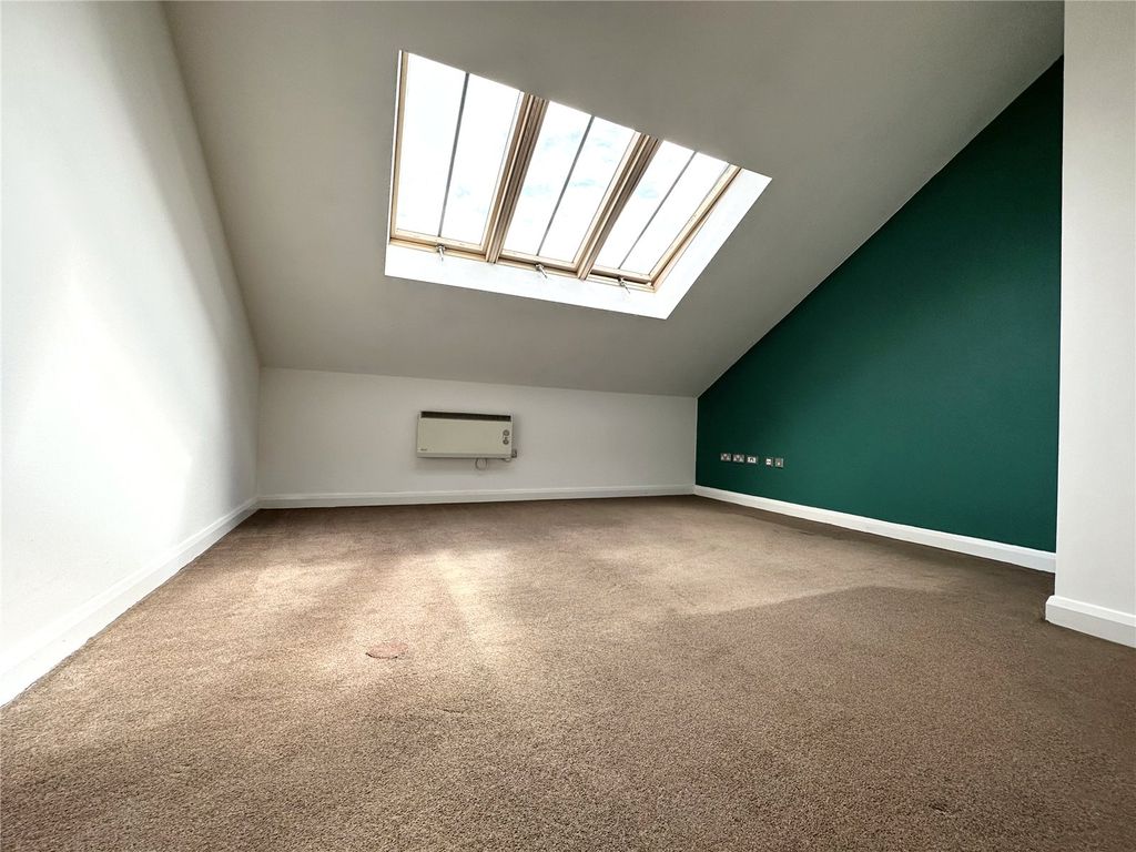 Property photo 3 of 8 Picture No. 08