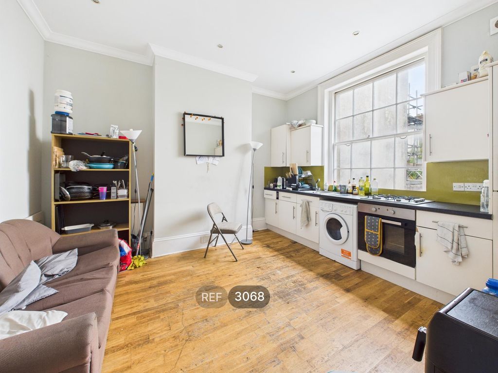Property photo 1 of 10 Kitchen / Living/Dining Area